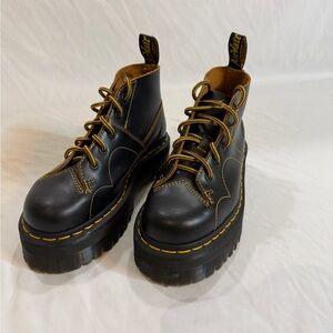 DR MARTEN CHURCH PLATFORM BROWN BOOTS